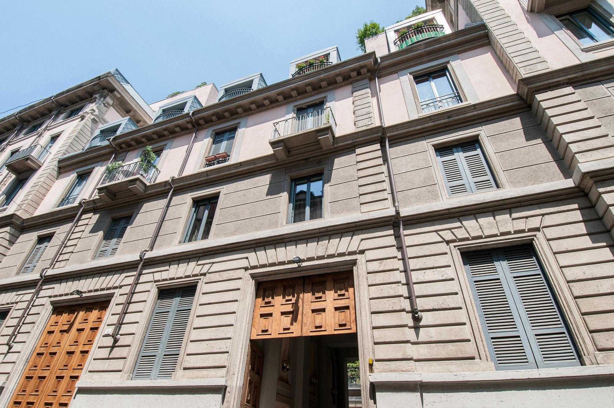 Brera Prestige Guest house 3*
