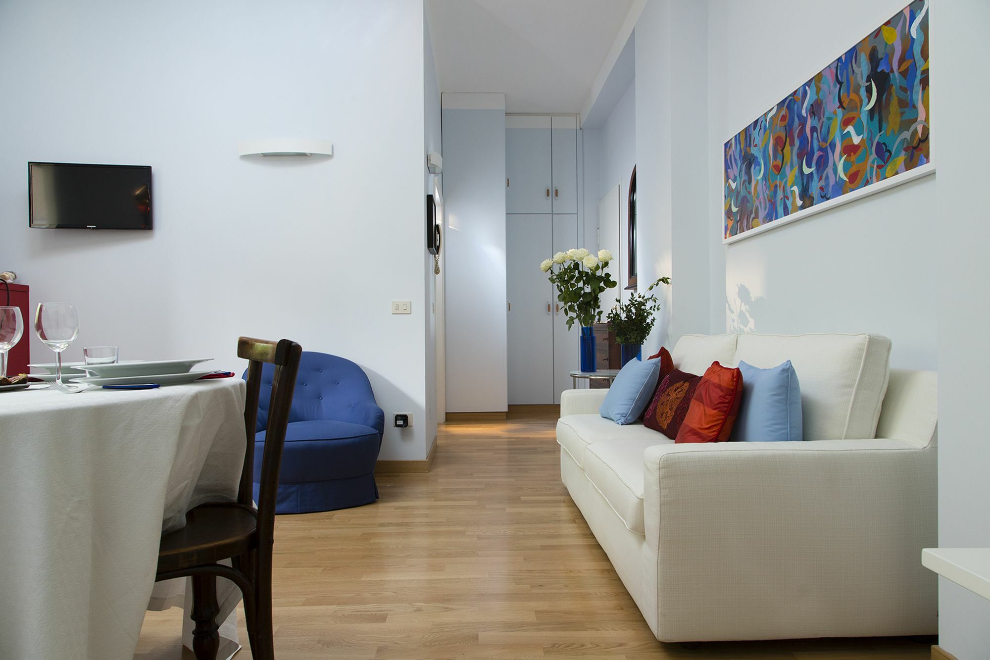 Apartment Disciplini Milan