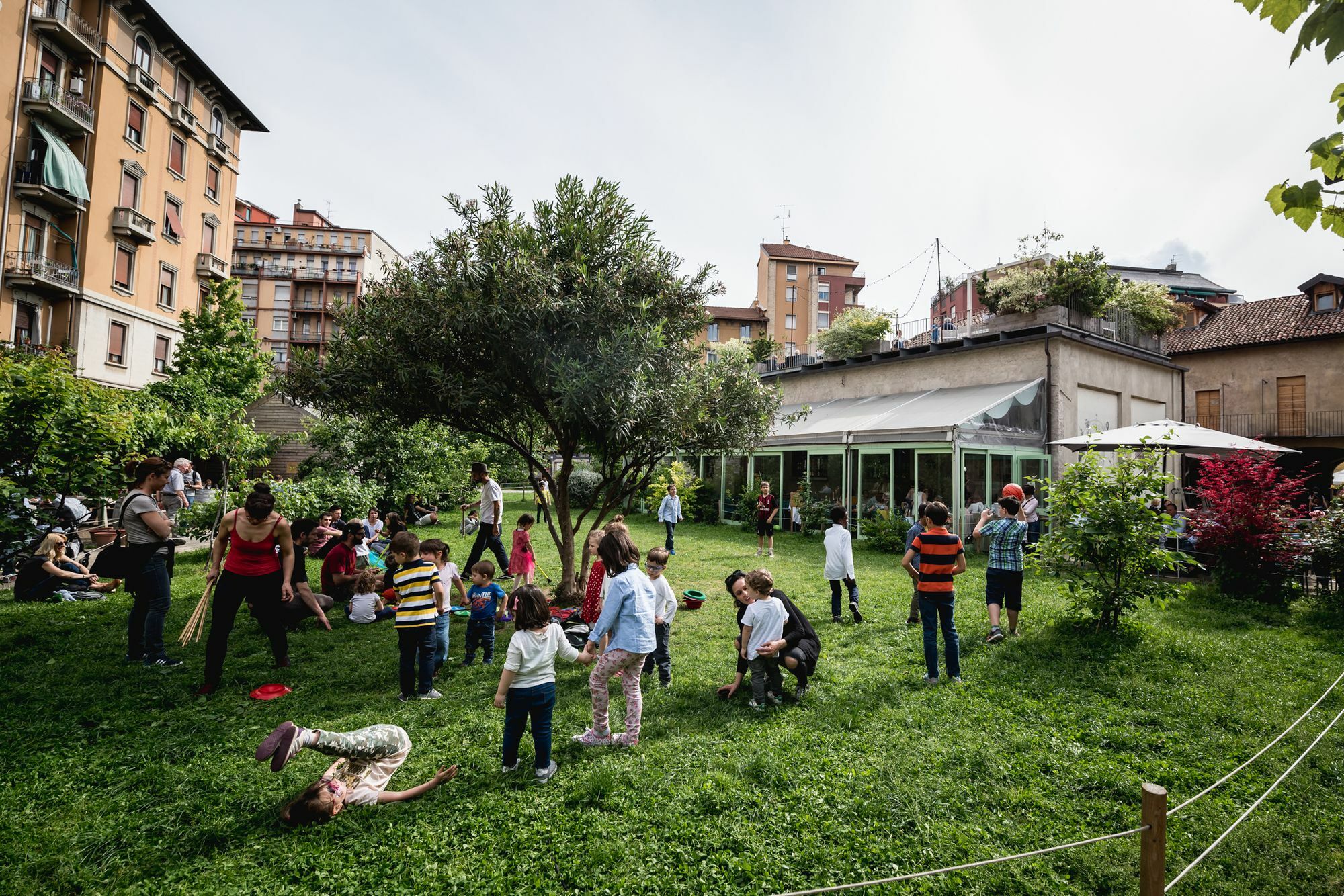 Un Posto A - All'interno Di Cascina Del 700 Hostel *