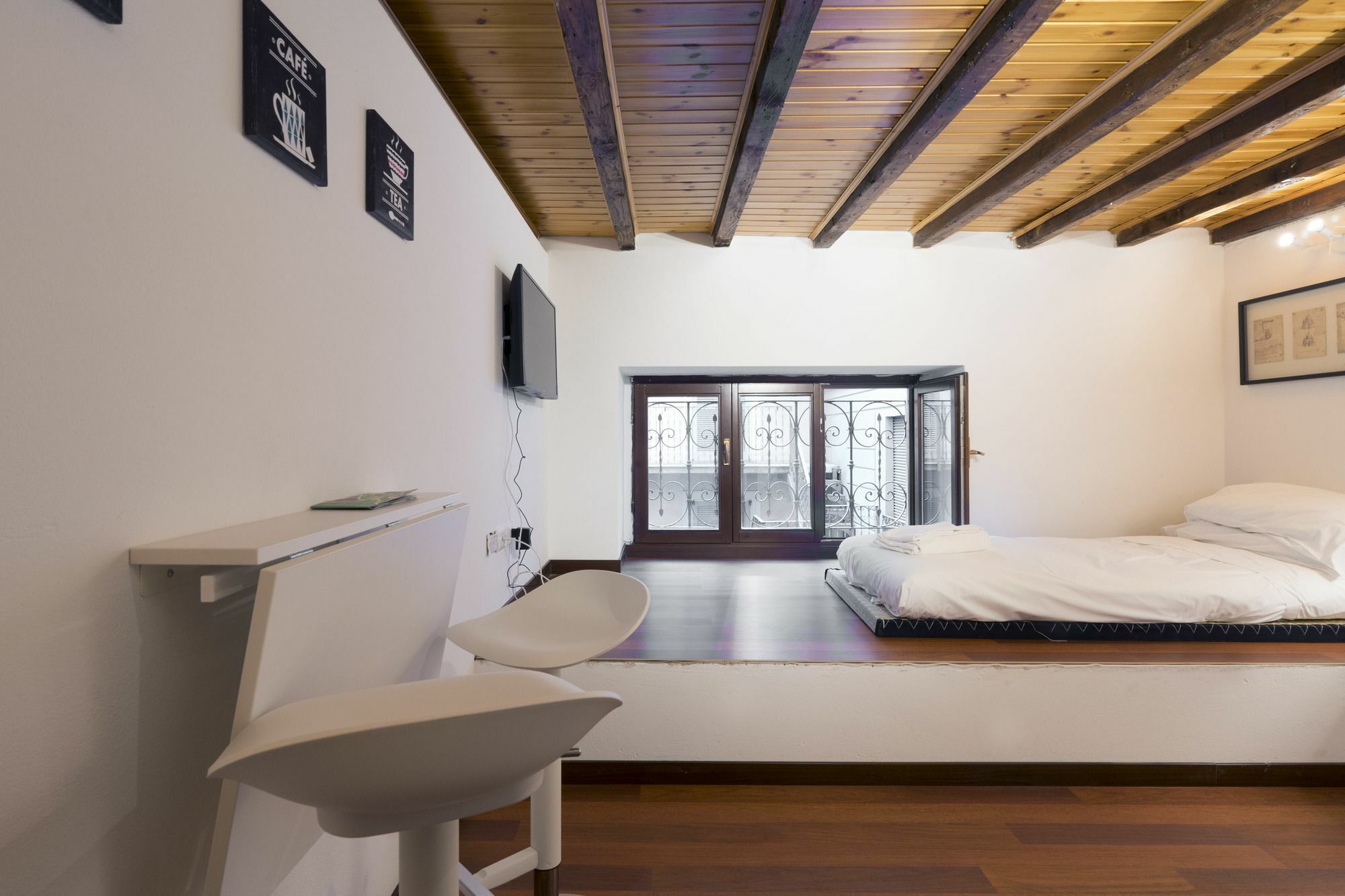 Apartment Cadorna Center Studio-by Flatscollection Milan