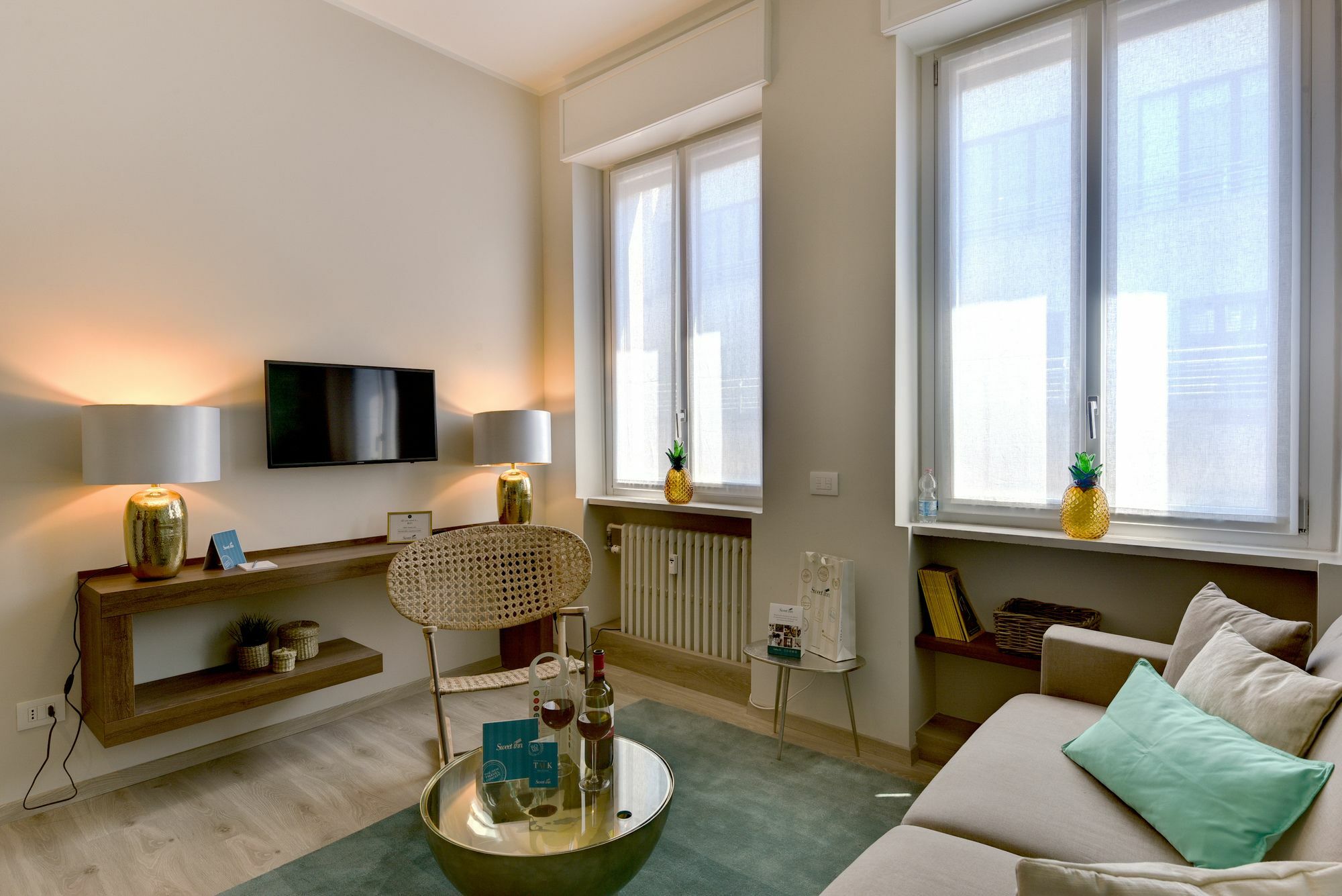 Inn Sweet - Dogana 2*