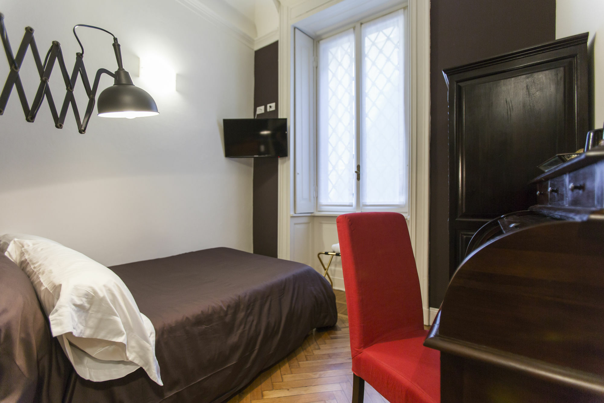 Household Settembrini Milan