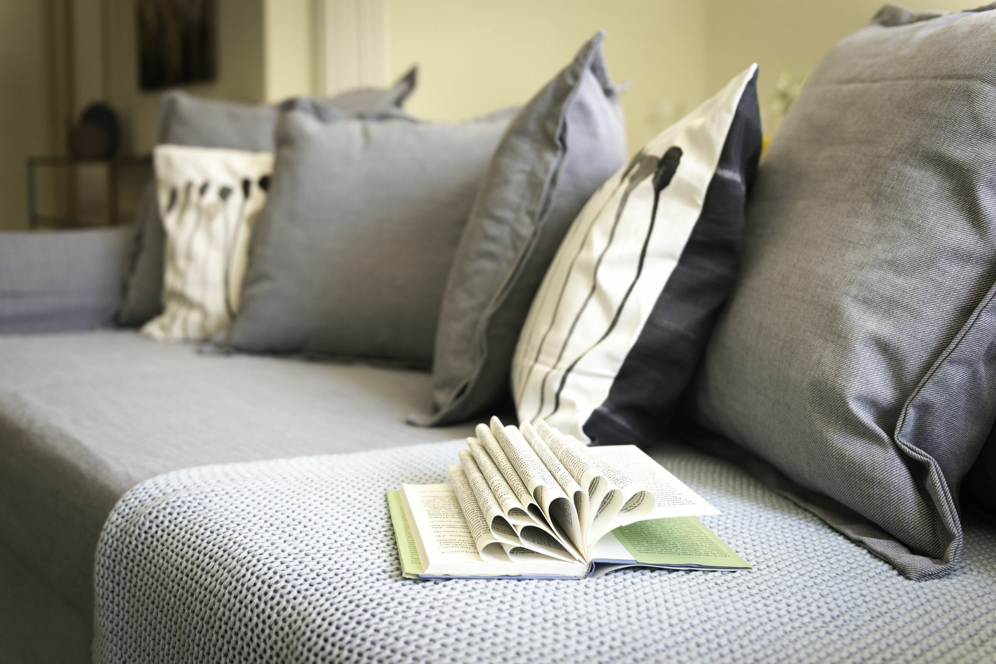 Navigli - Rentclass Adelia * Milan