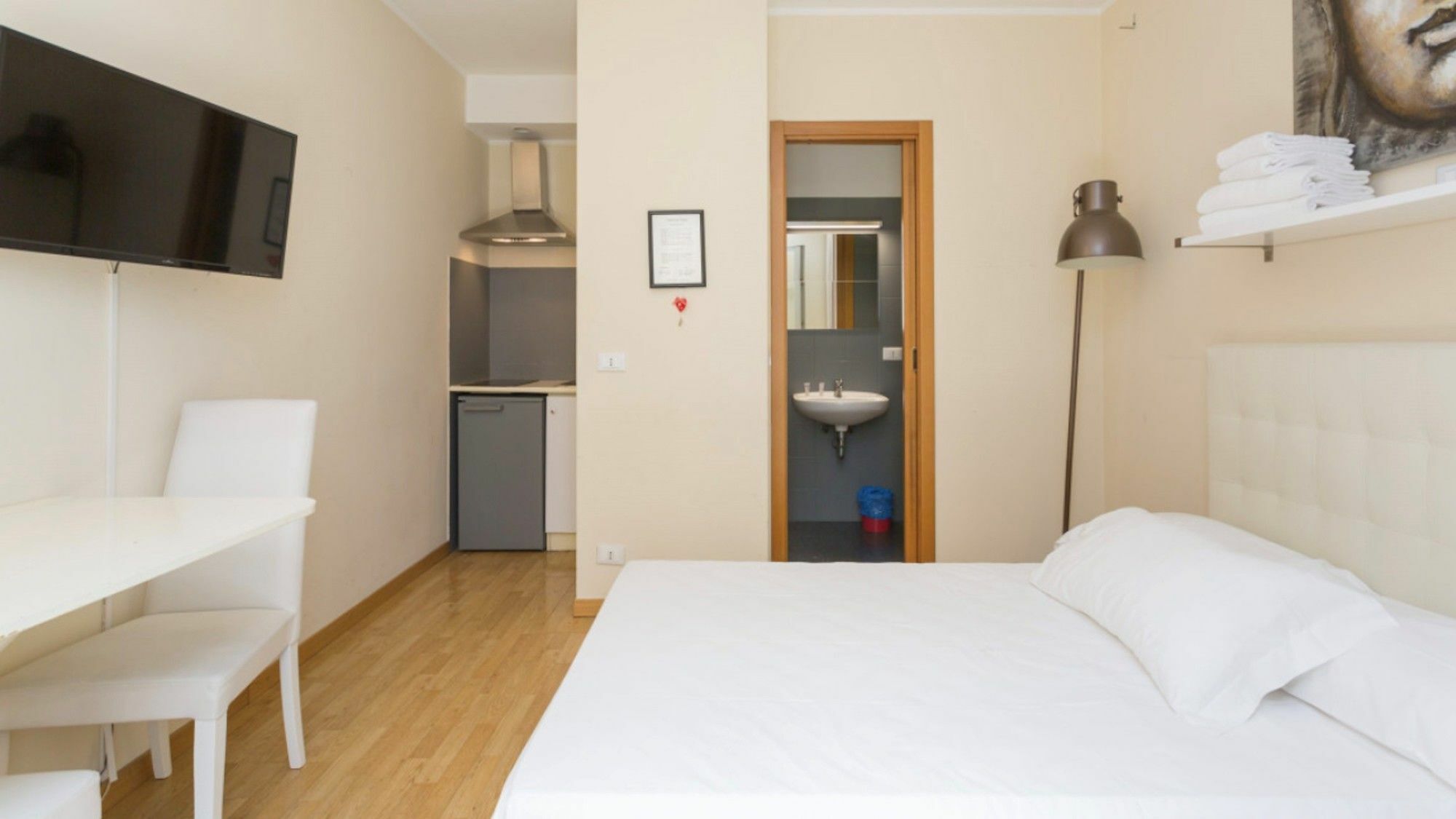 Short Rent Apartment Milan