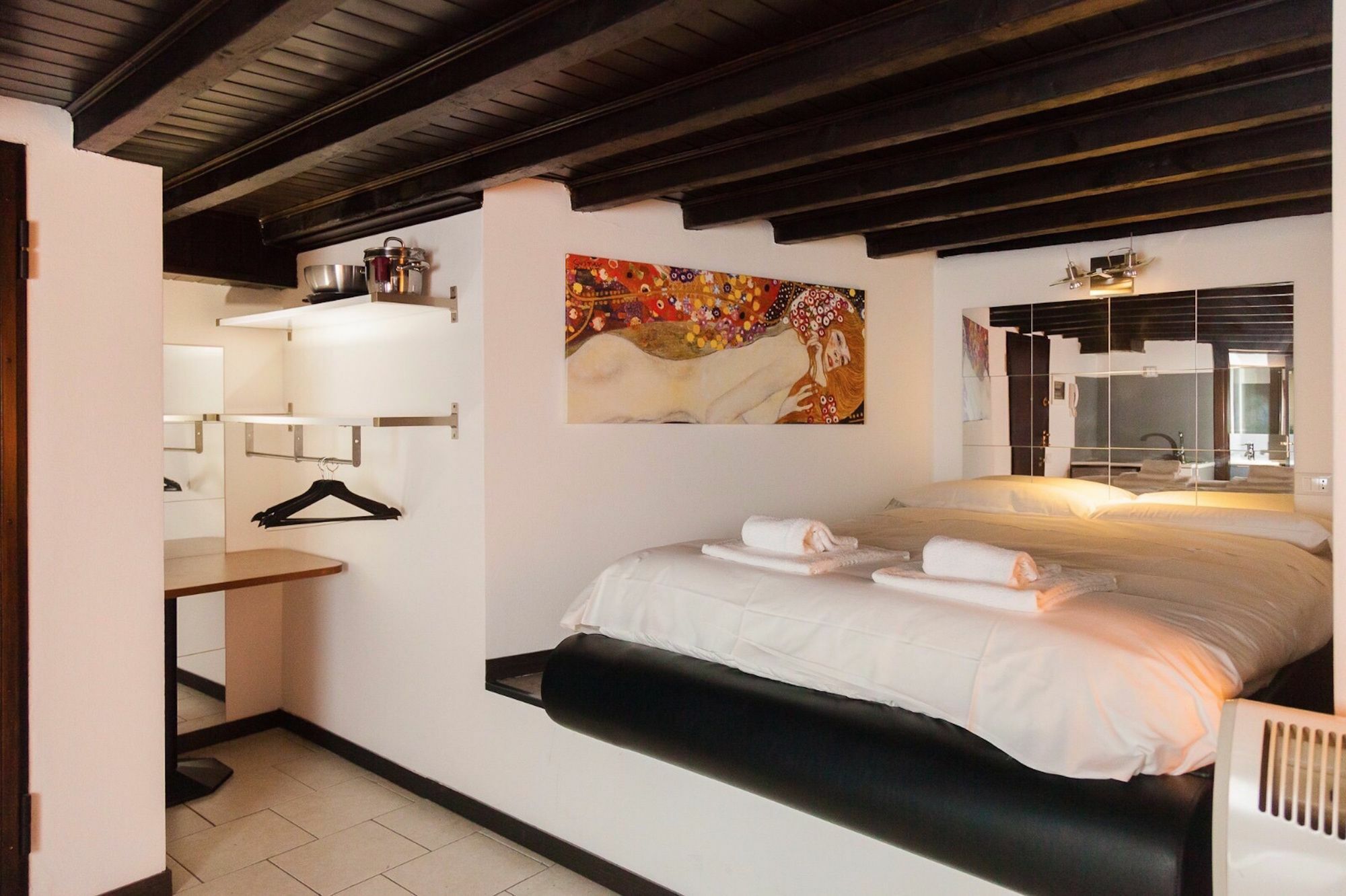 Short Rent Apartment Milan