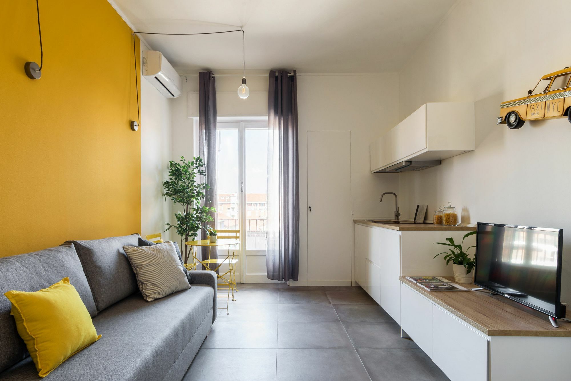 Apartment Homeathotel - Battistotti Sassi Milan