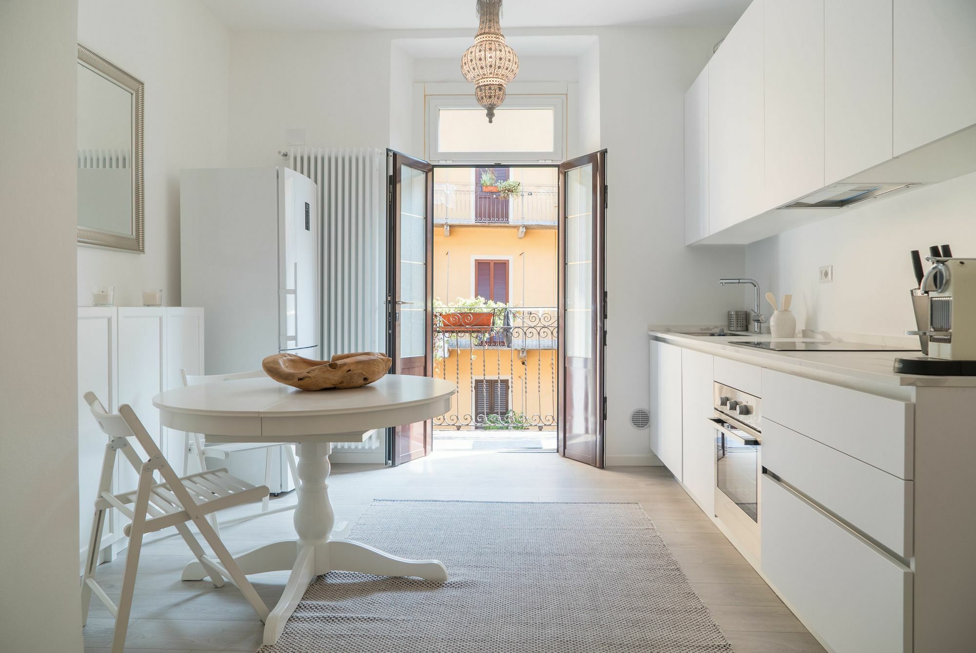 Charming Milanese Apartment *