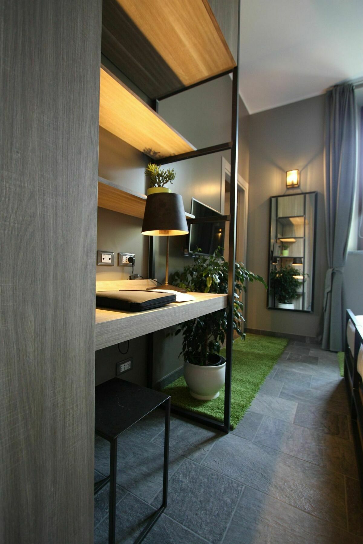 Aparthotel Versoverde Alzaia Naviglio Grande 2*