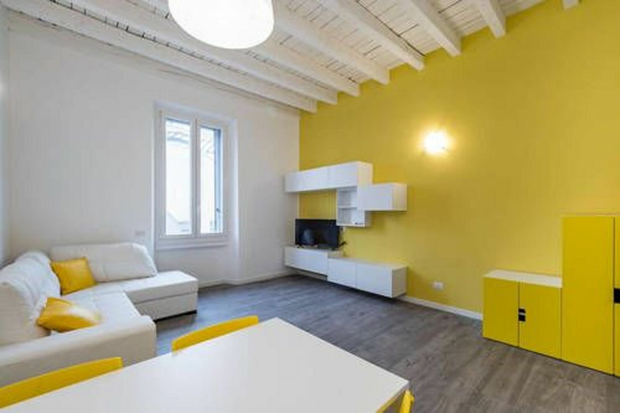 Living Station Apartment Milan