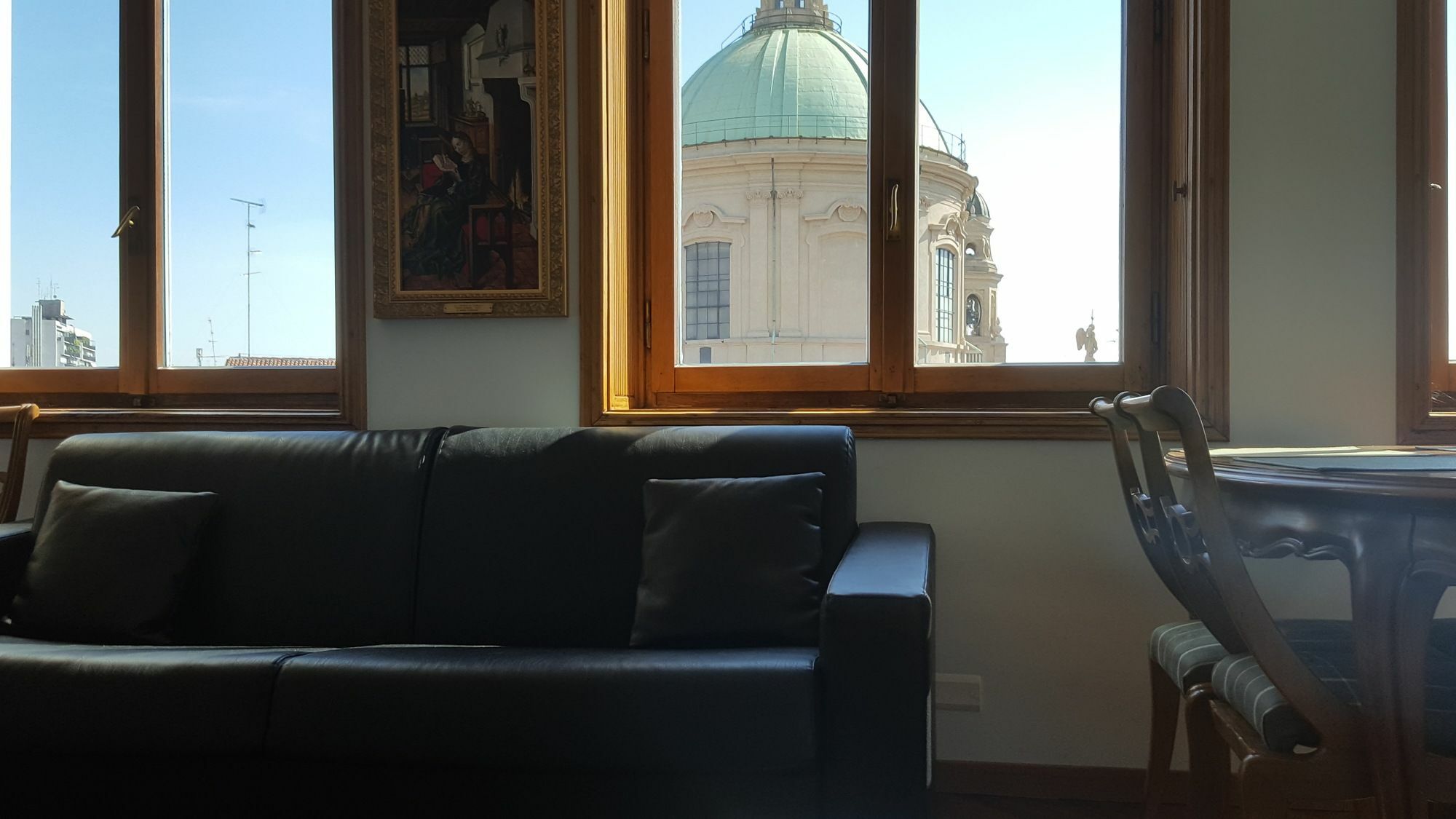 Bnbutler - Duomo - Galleria Unione Apartment