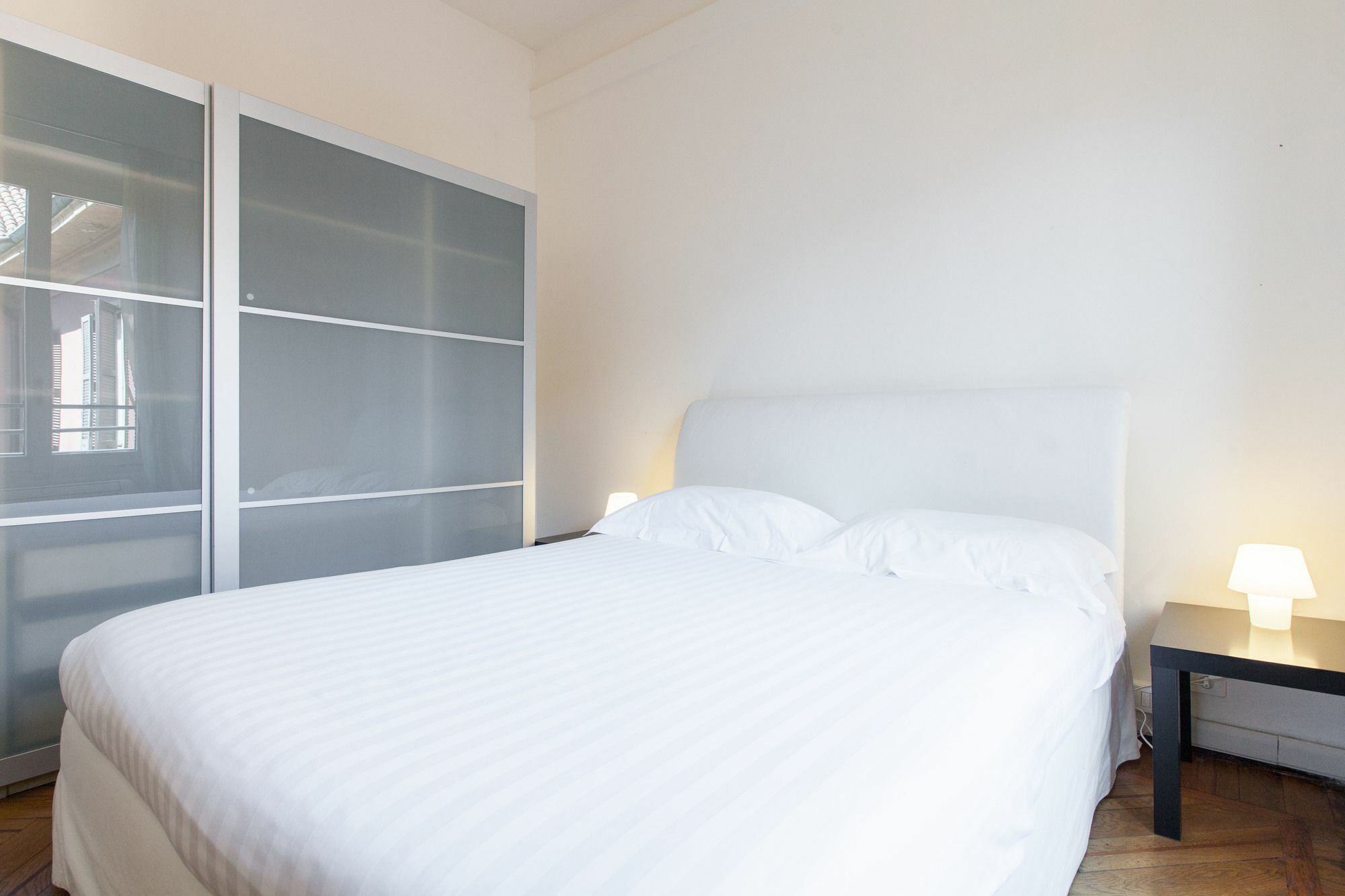 Easyhomes - San Babila Monforte