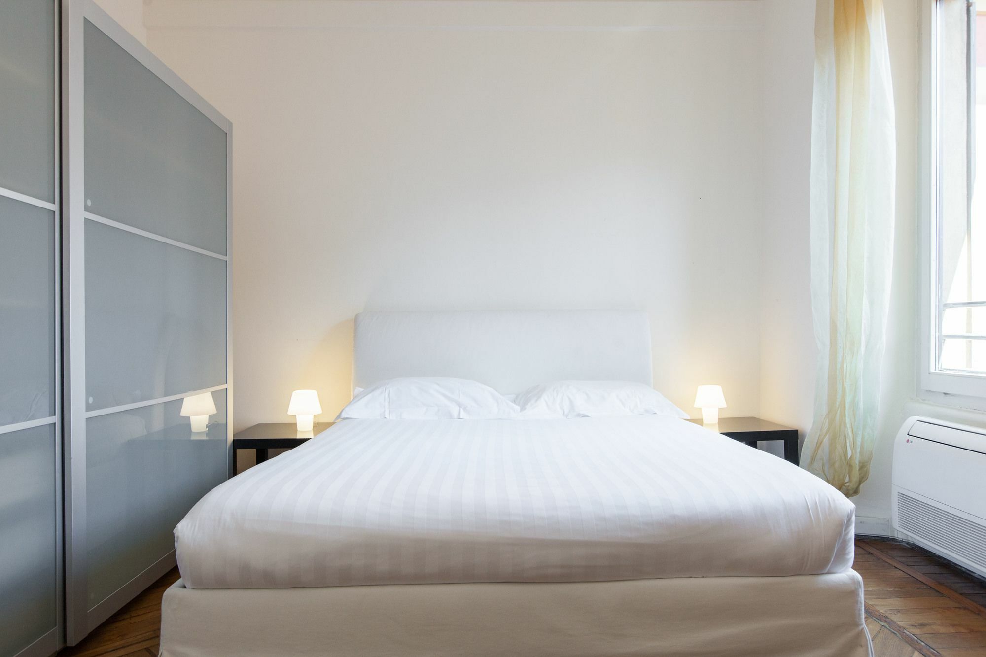 Apartment Easyhomes - San Babila Monforte *
