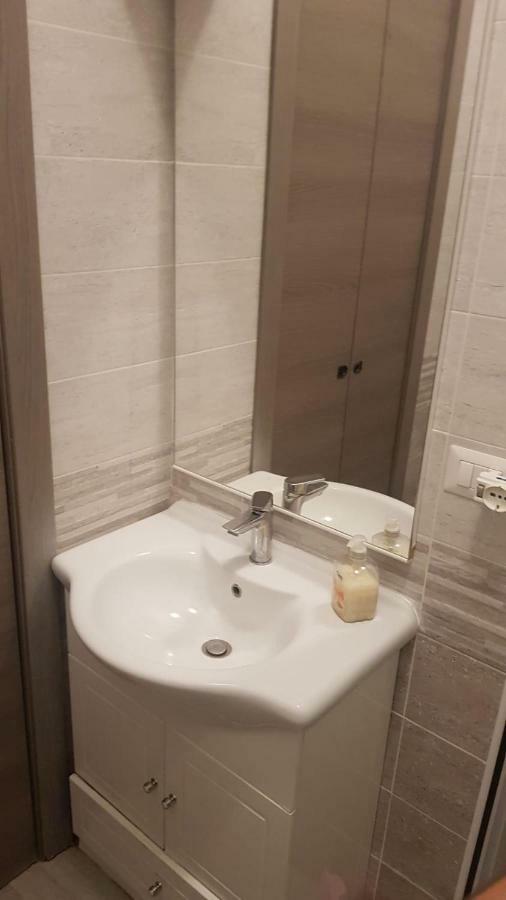 Apartment 5min From Central Station Milan
