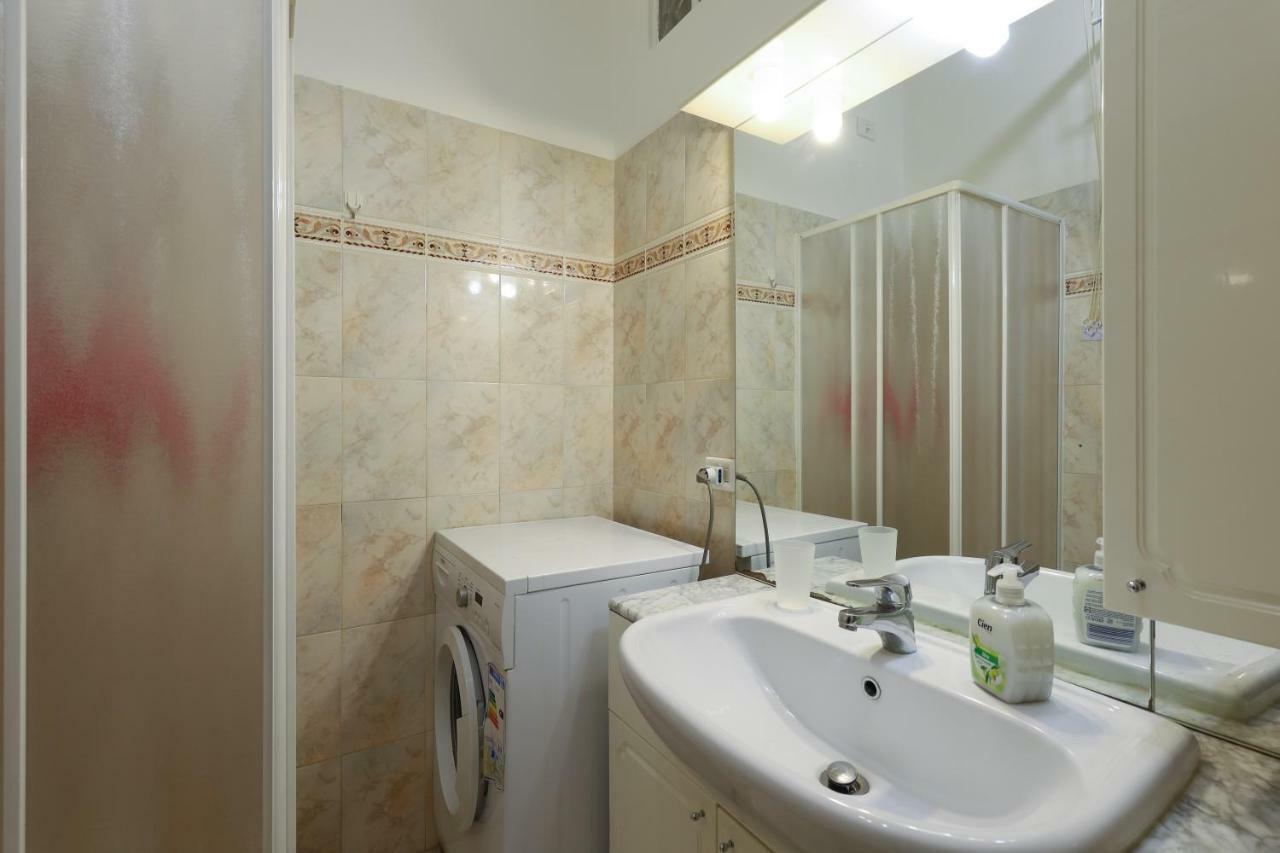 Apartment Pastrengo B Flat Milan