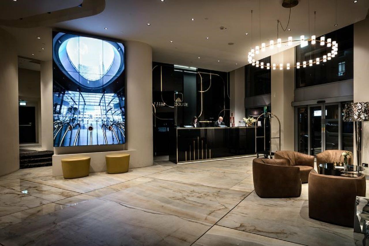 The Square Duomo - Preferred & Hotel Milan
