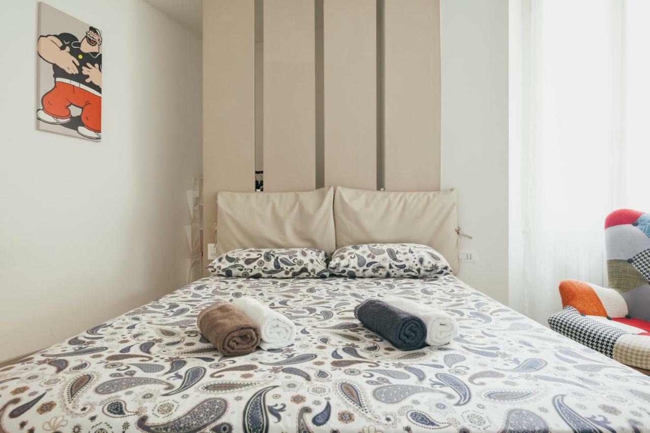 Chromotherapy House Apartment *