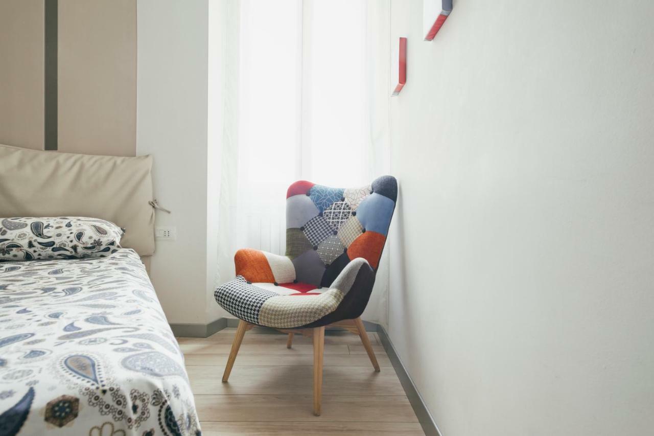 Apartment Chromotherapy House Milan
