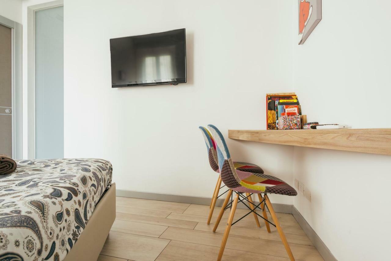 Chromotherapy House Apartment Milan