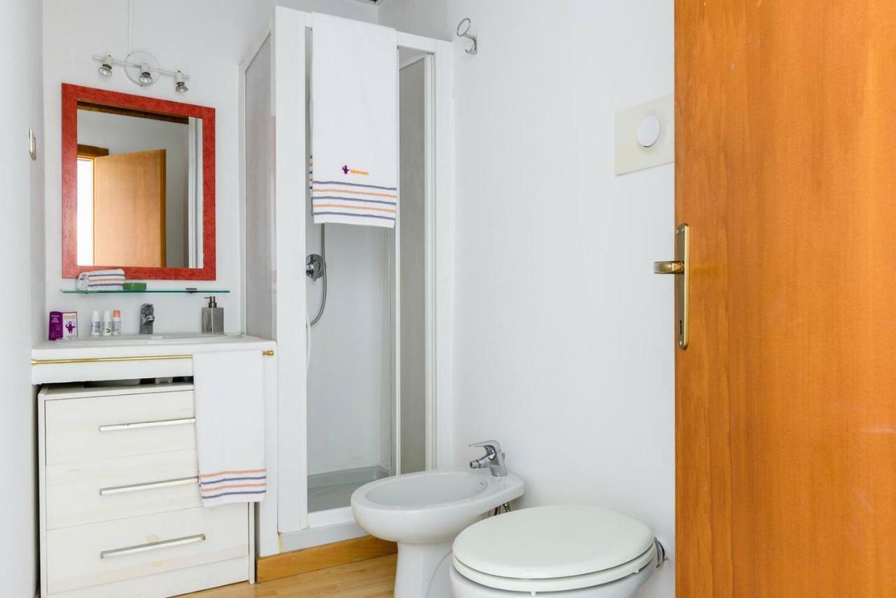 Altido Cozy Apt For 4 Close To Basilica Di Sant'ambrogio * Milan
