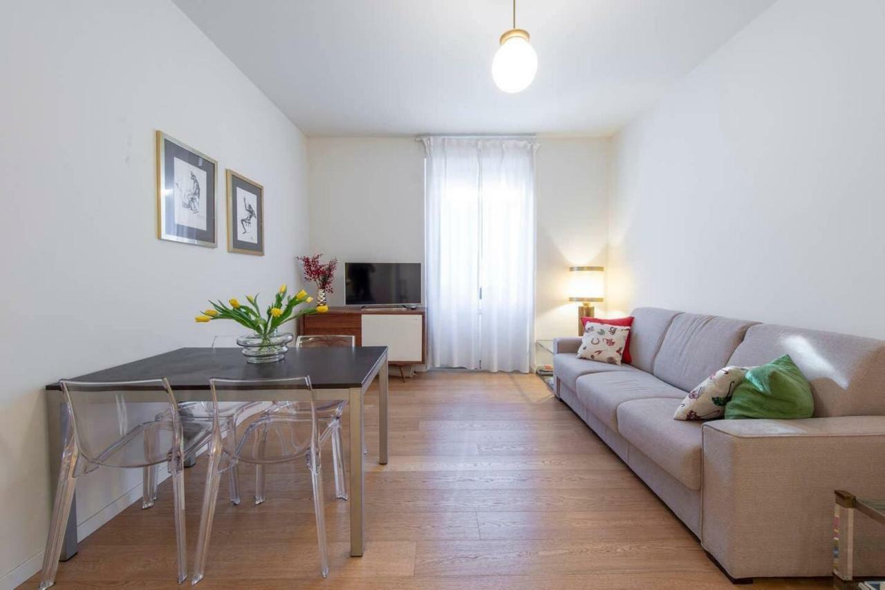 Joivy 1br In Isola With Stunning View To Bosco Verticale