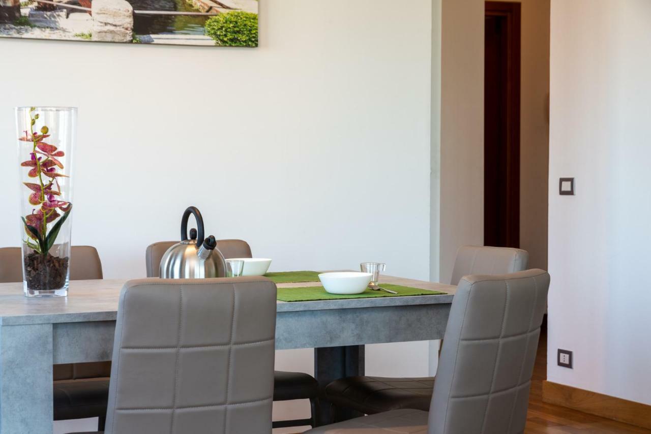 Apartment Vittoria 6 *