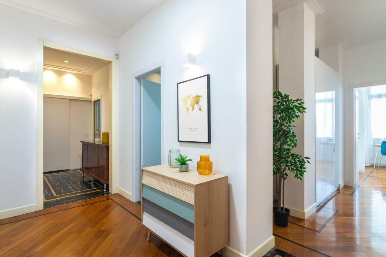 Apartment 5 Bedrooms In The City Center