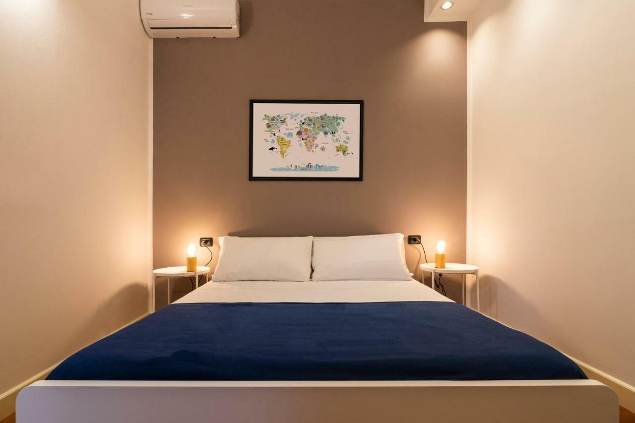 5 Bedrooms In The City Center Apartment *