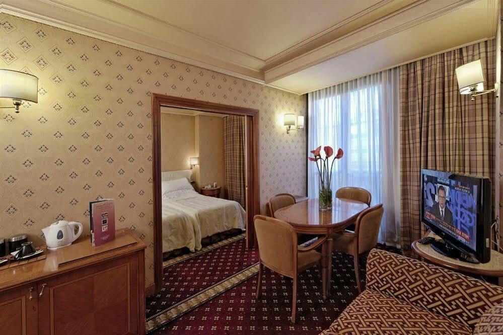 Capitol 4* Milan