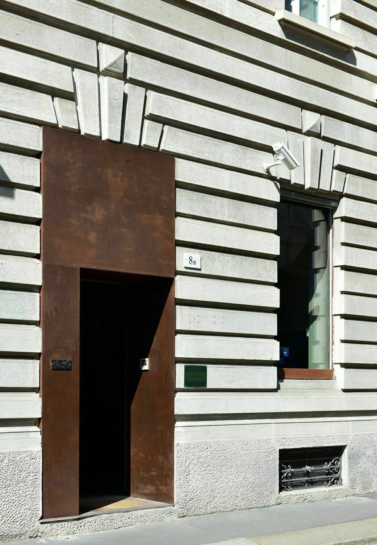 Palazzo Segreti Hotel 4*