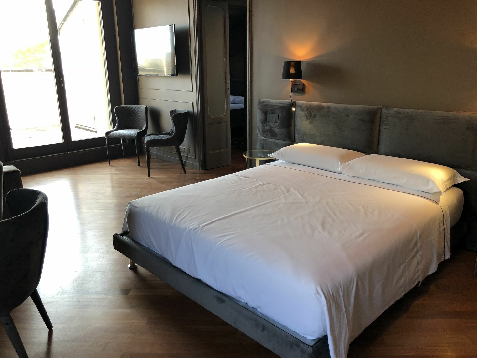 Hotel Garibaldi 2*