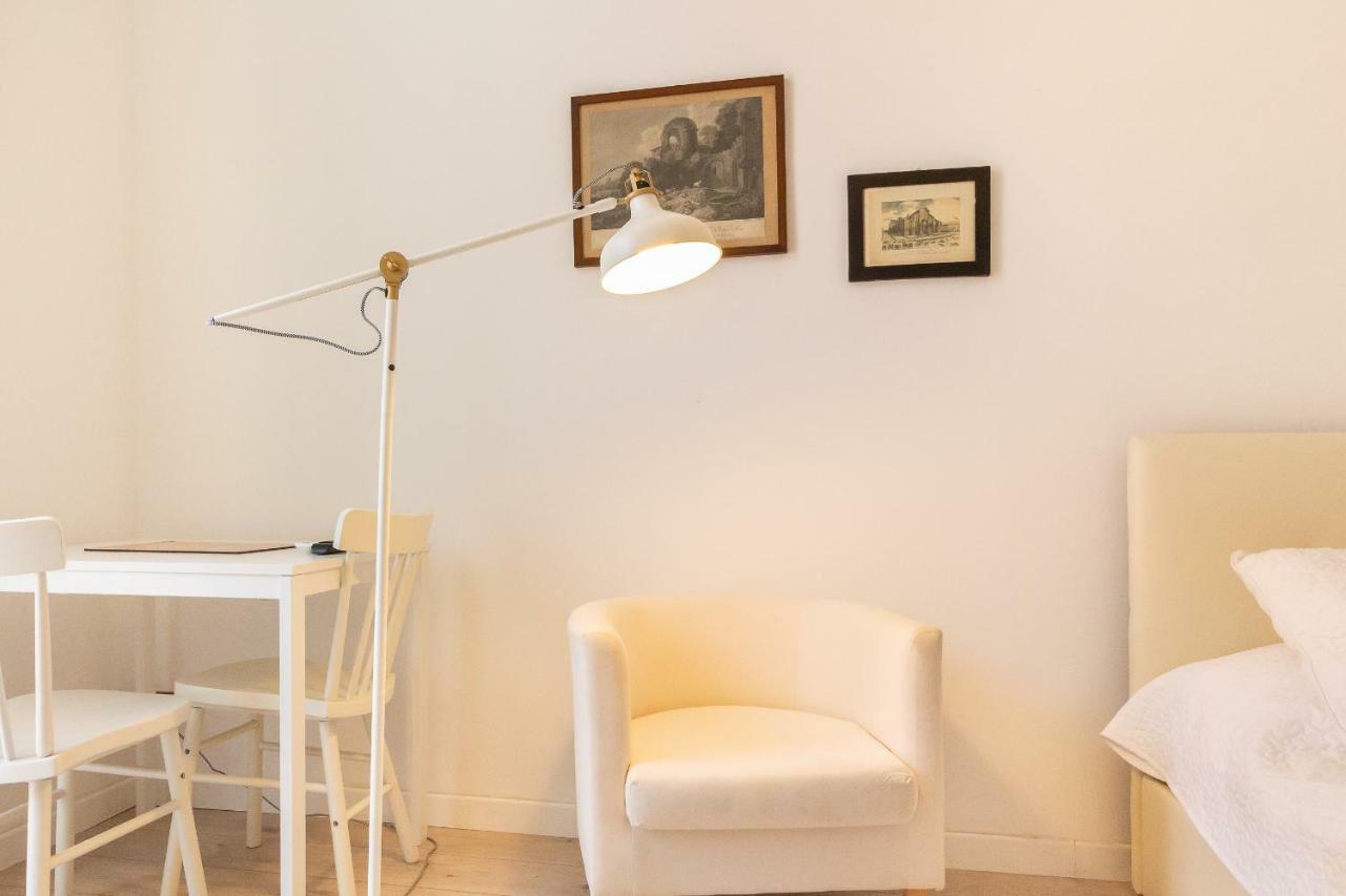 Alessia's Flat Crocetta M3 Apartment