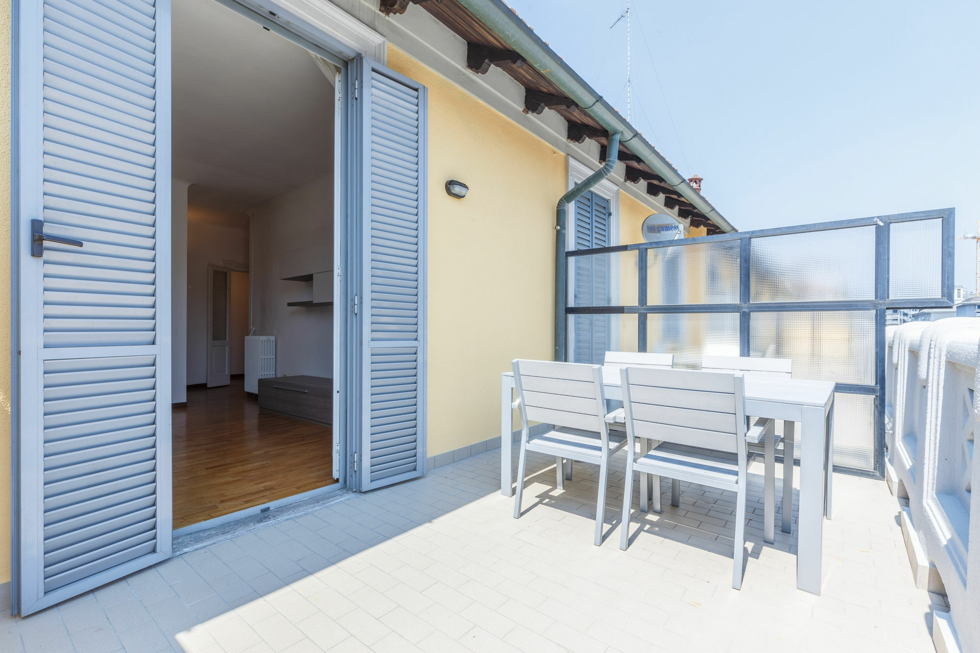 Apartment Suitelowcost - Station Milan