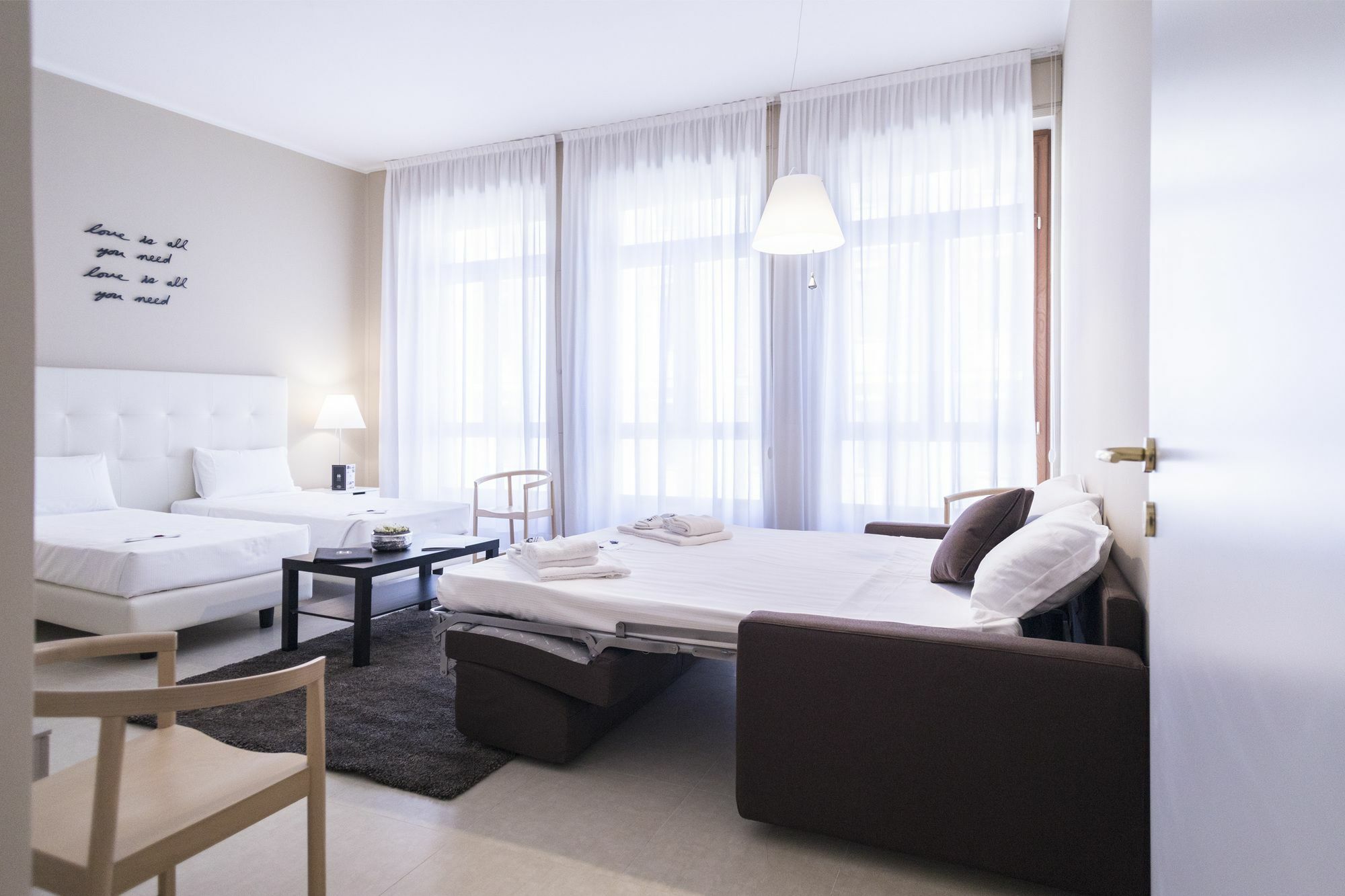 Hemeras Boutique Homes - Design Near Duomo Cathedral Apartment