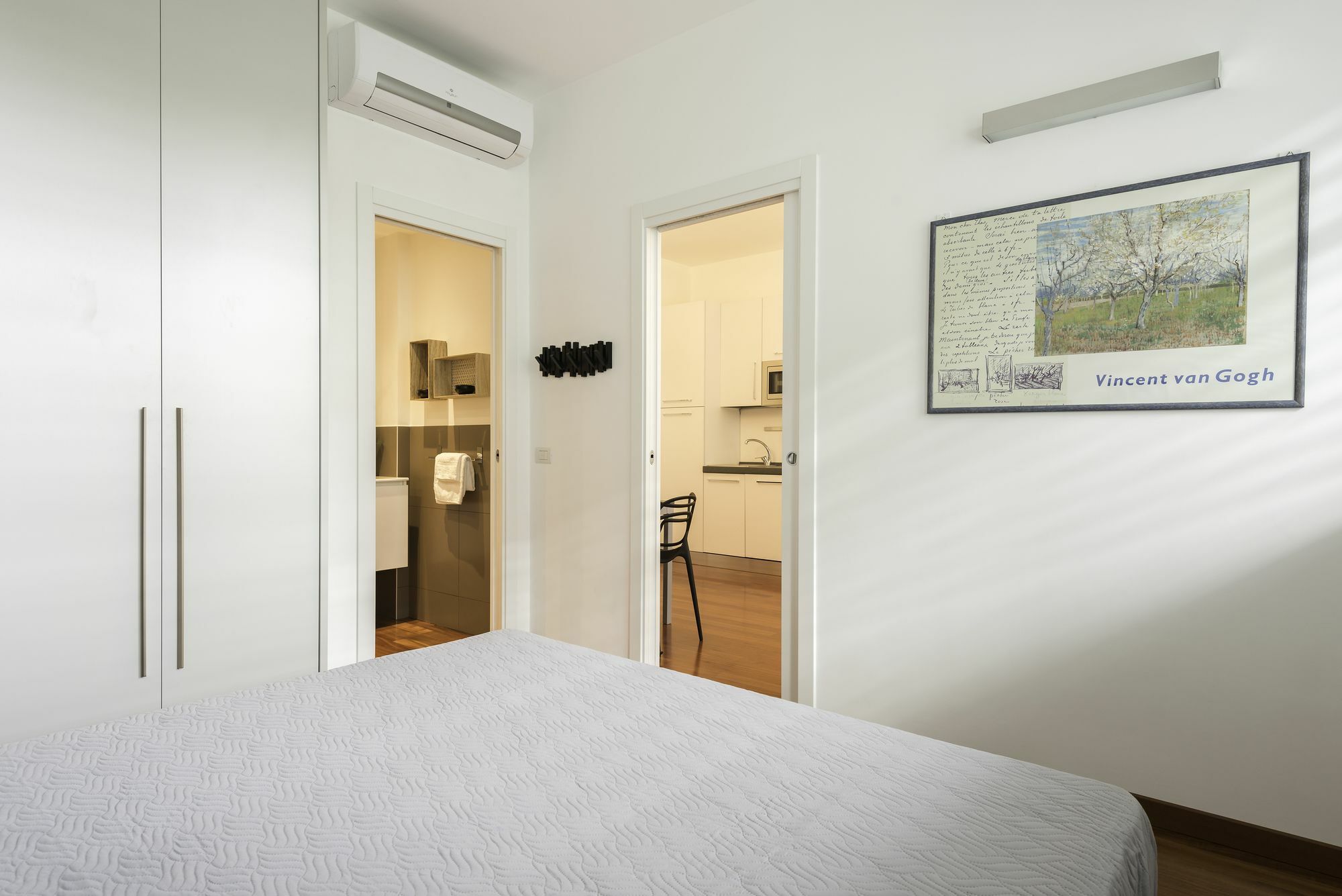 Rentclass - Fair Area - Piazza De Angeli Apartment Milan