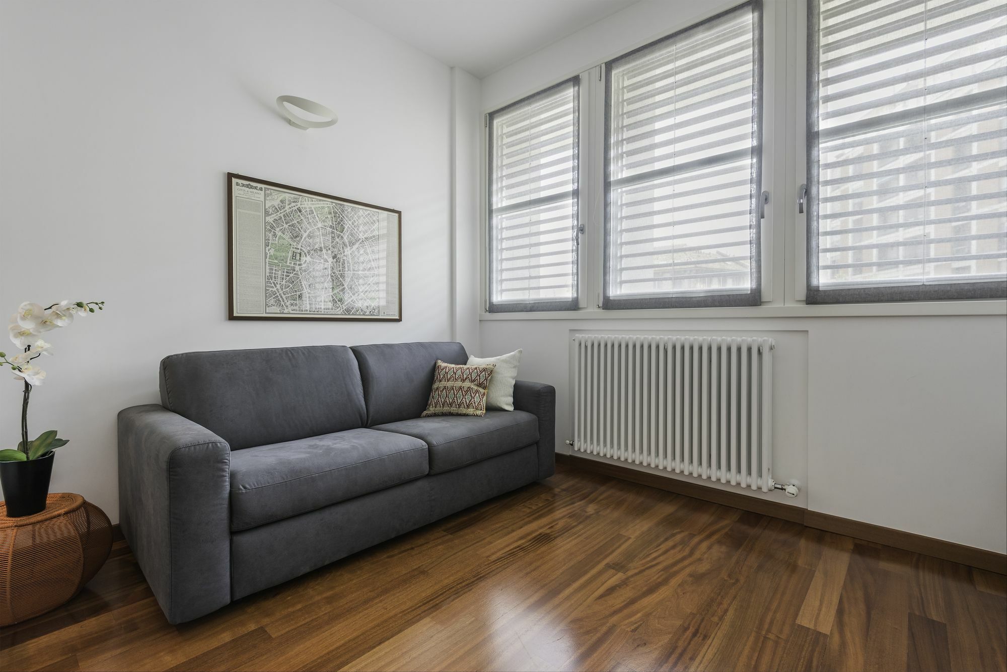 Rentclass - Fair Area - Piazza De Angeli Apartment *
