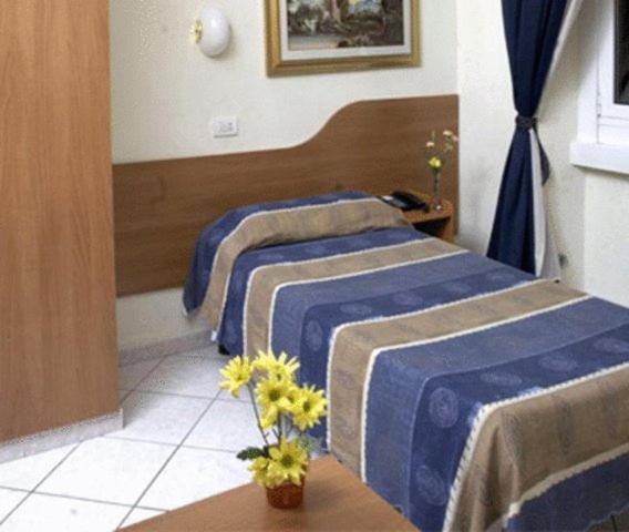 Arco Hotel 2* Milan