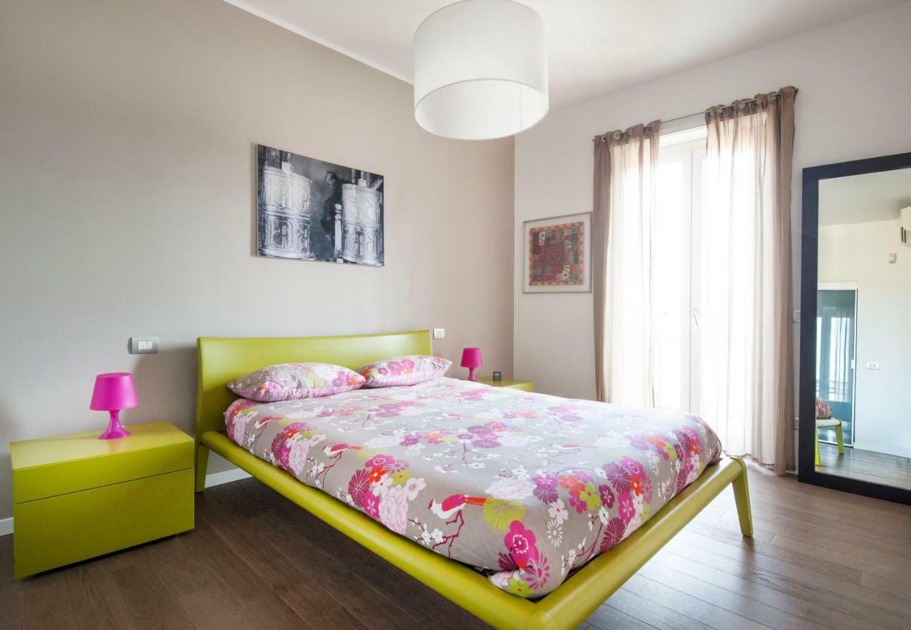 Lush Contemporary Flat Apartment