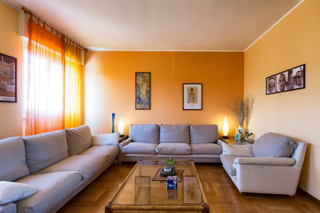 Apartment 160 Mq