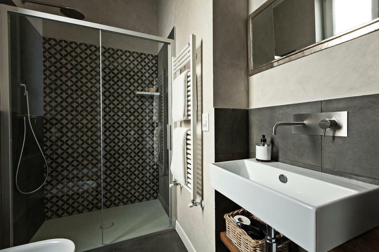 Tiare Guest house *