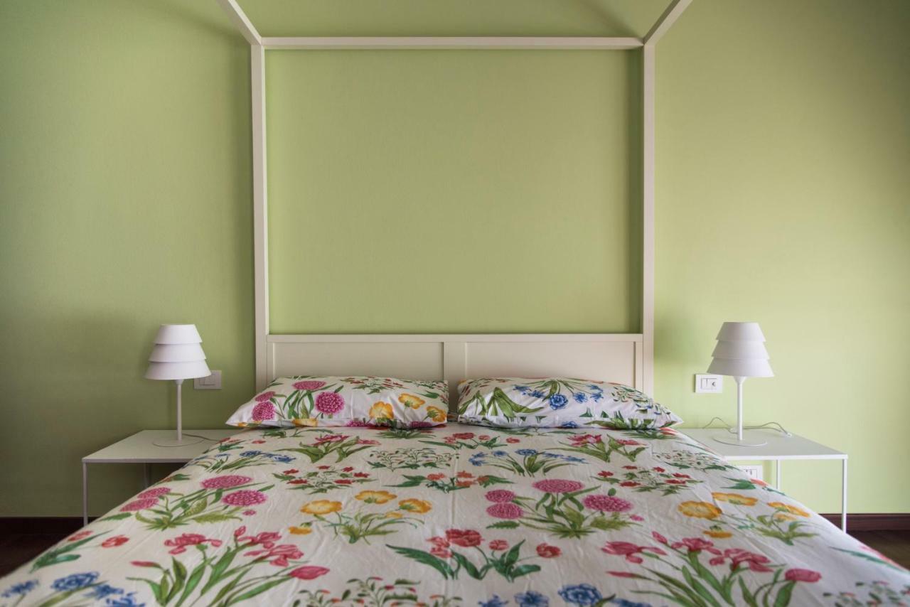 Apartment Luxurious 4bdr Penthouse Near Duomo Cathedral Milan