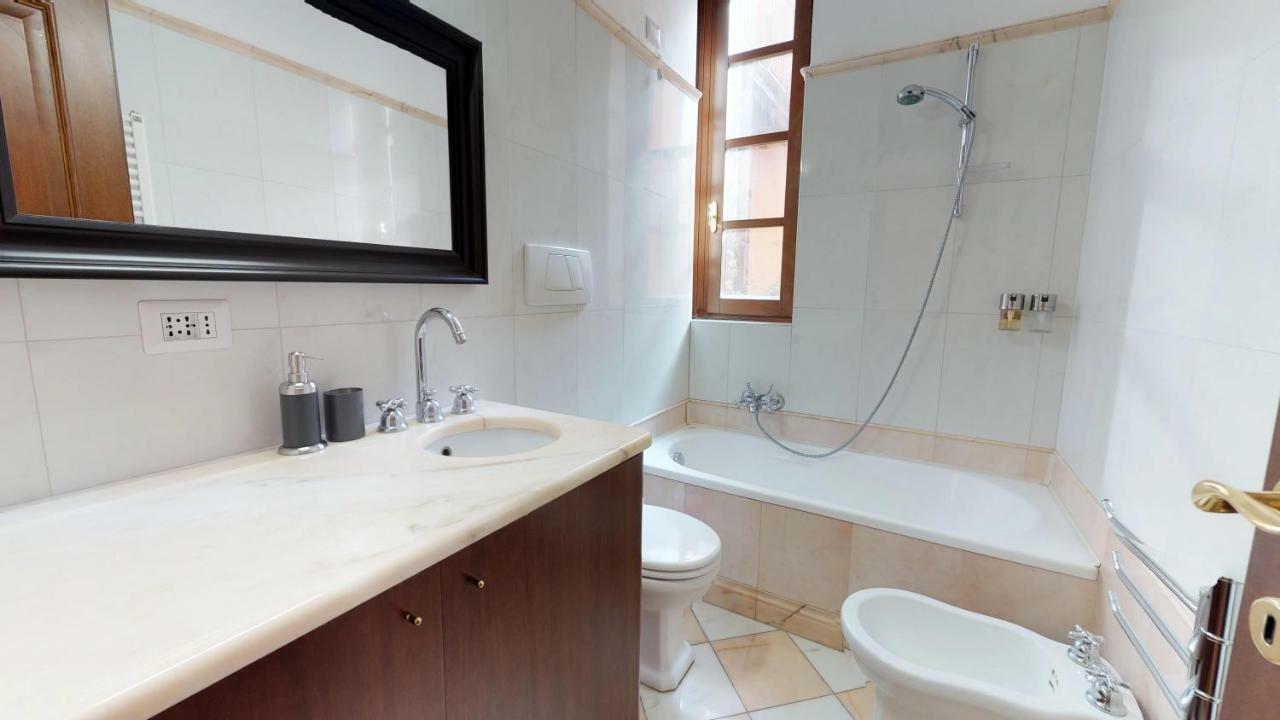 Hemeras Boutique Homes - Design Flat In Fashion District Apartment Milan