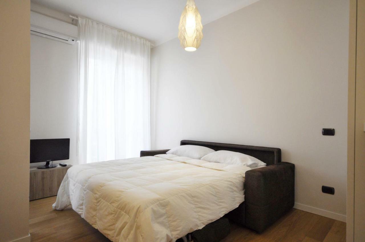 Monolocale Fiera Apartment Milan