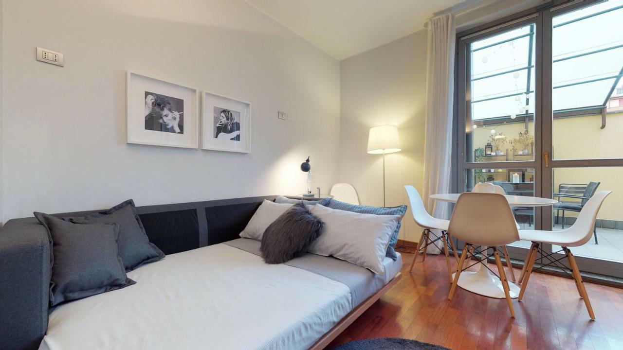Design Near Duomo Square Apartment *