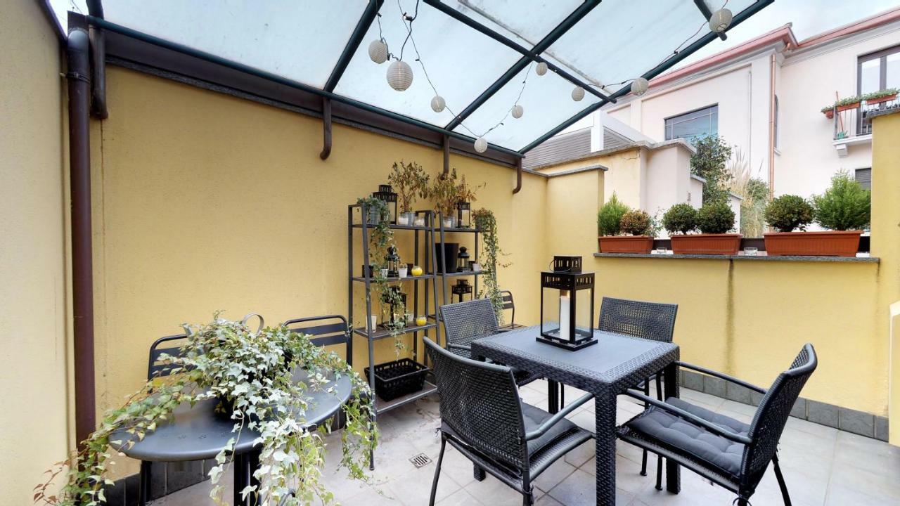Design Near Duomo Square Apartment