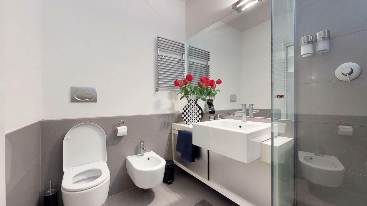 Design Near Duomo Square Apartment
