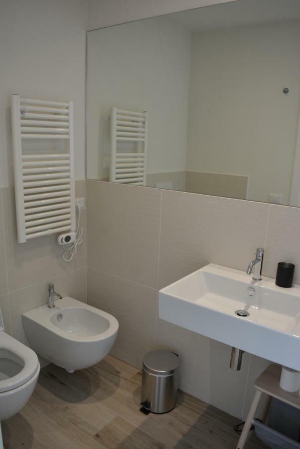 Apartment Aria Di Casa - Navigli Darsena Milan