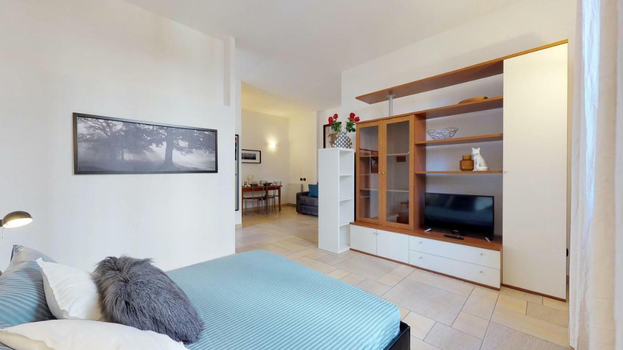 With Private Garden Near San Siro Stadium Apartment Milan