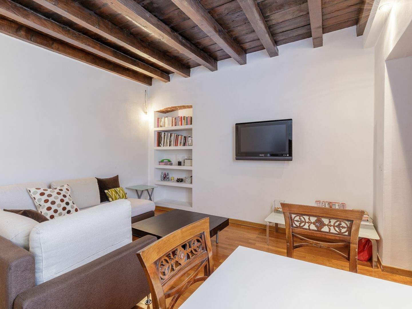 Paolo Sarpi Apartment Milan