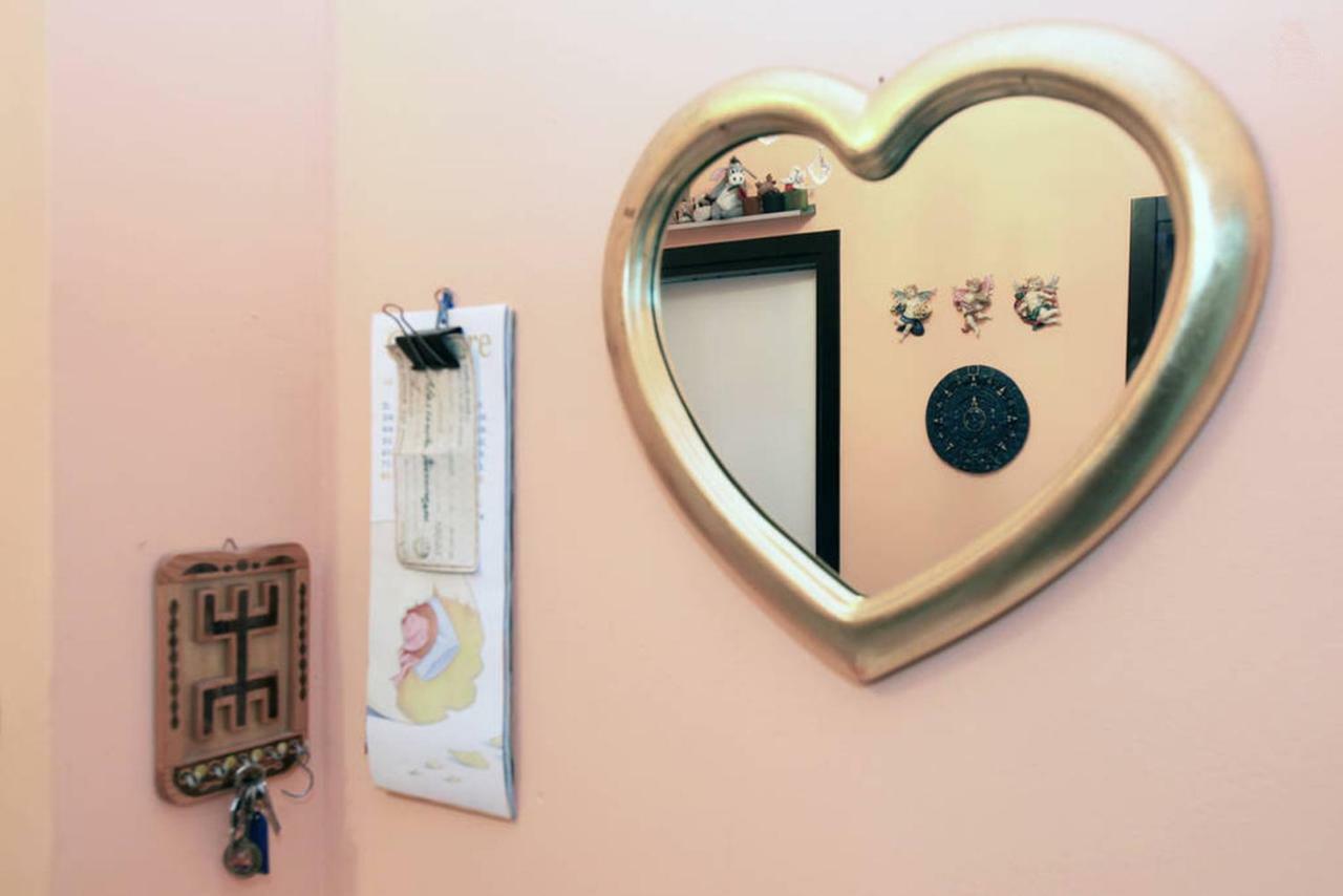 Guest house Room, 200m Subway, Navigli Area, Free Park, 10min Center, No Fee, Shared Bath And Kitchen *