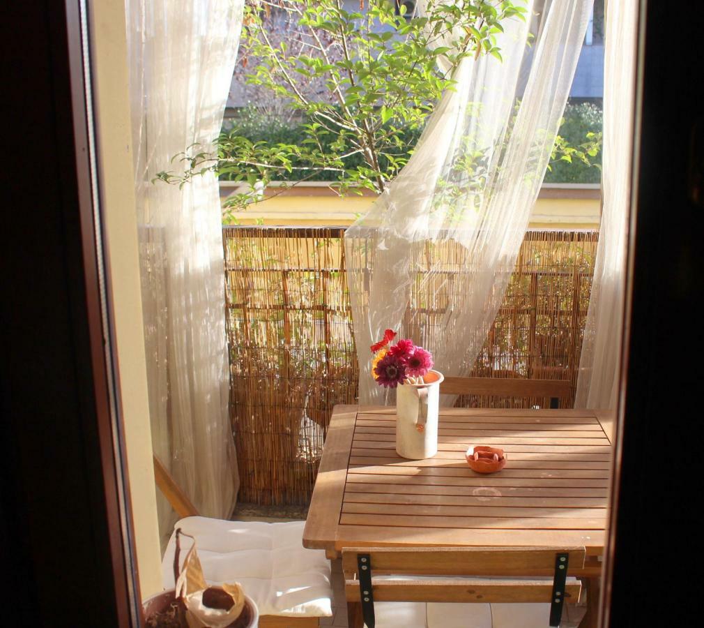 Apartment Lovely Terrace